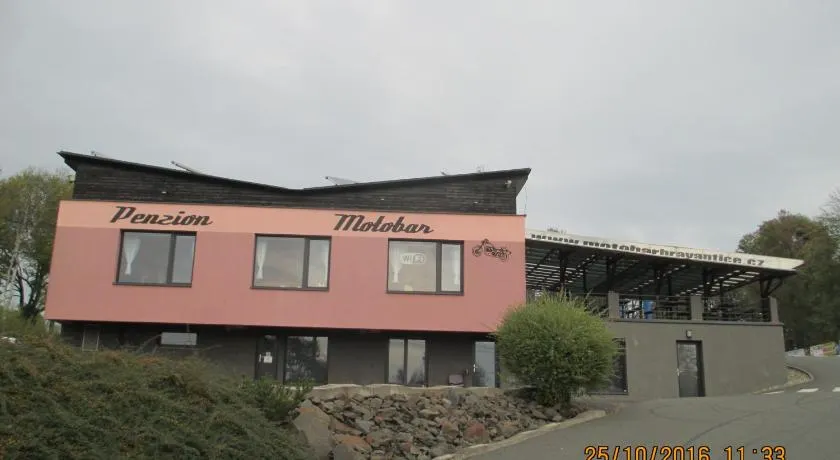 Penzion a Motobar Bravantice - Image 1