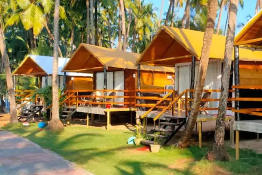 Beachfront Bliss - Image 1