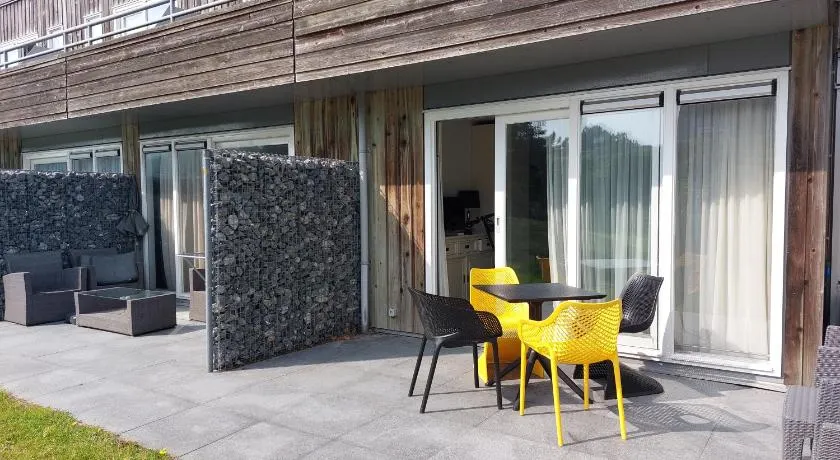 Ster-Appartement ""APHRODITE"" , met eigen KEUKEN, ZONNIG TERRAS, VERWARMD ZWEMBAD, nabij DORP, DUINEN en STRAND - Image 1