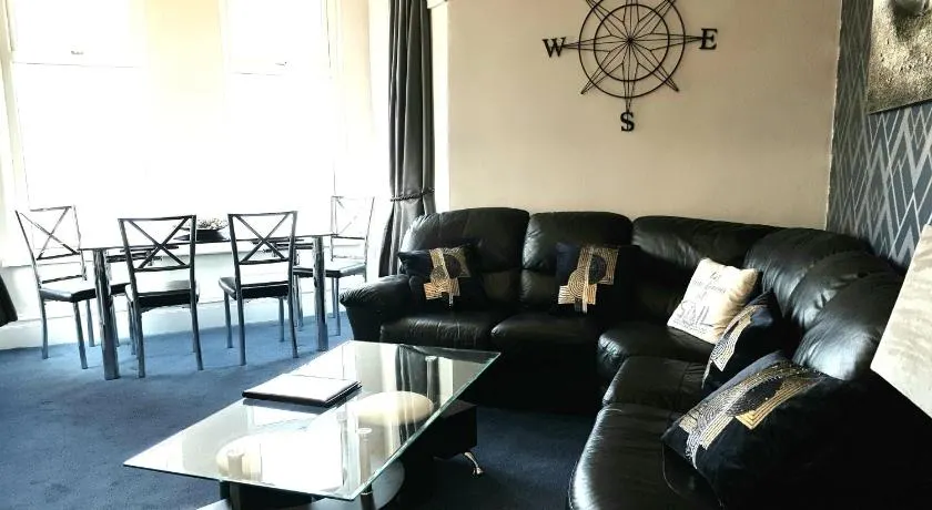 Promenade Apartments - Image 1
