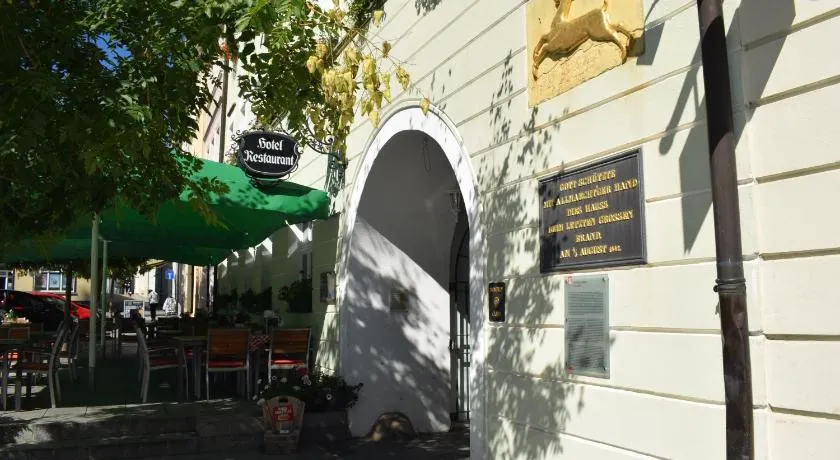 Akzent Hotel Goldner Hirsch - Image 1