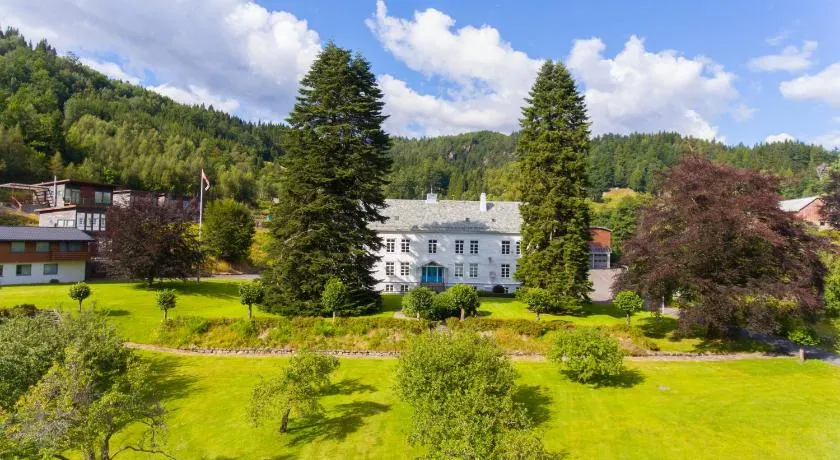 Skåland Gjestegård - Image 1