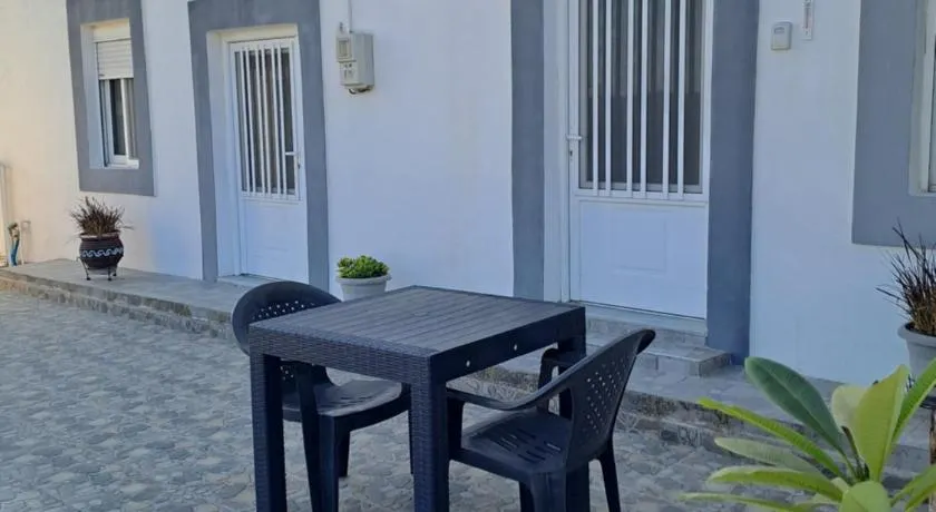 House of Happiness - Image 1