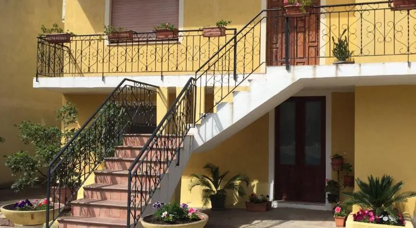 B&B ANNA - Image 1