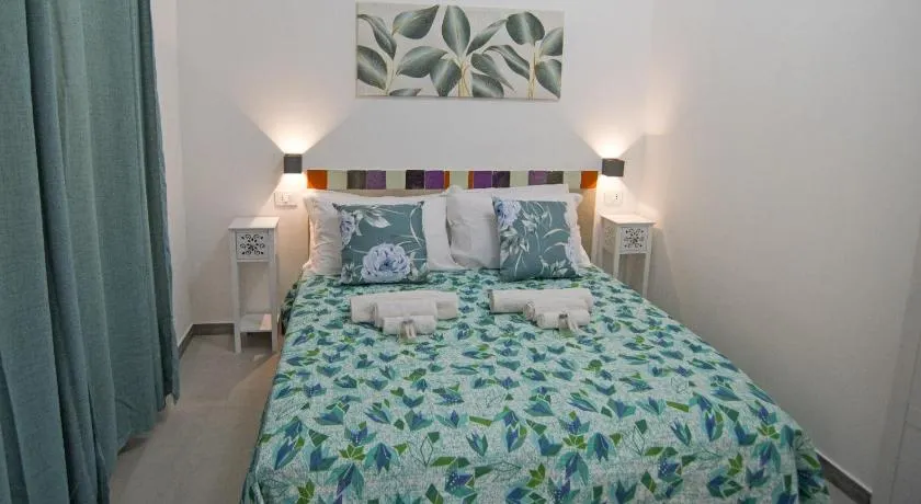 B&B RoseMary - Image 1