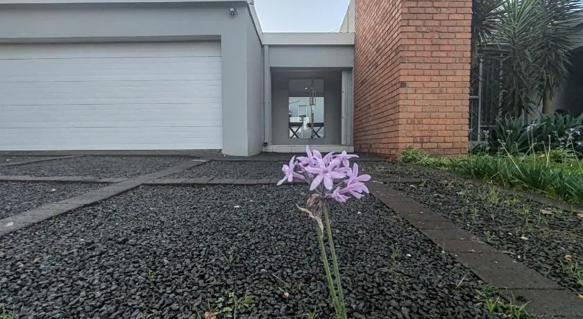 3 Bedroom private luxury complete house - Image 1