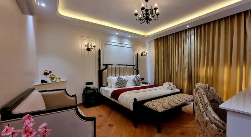 Kavin Akasa The Mall - Premium Stay At Mall - Image 1