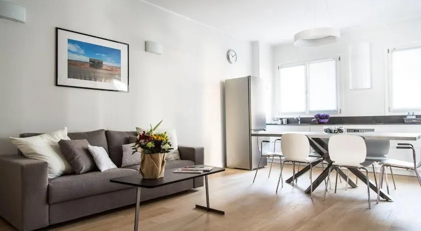 Brand new apt , City Life district - Image 1