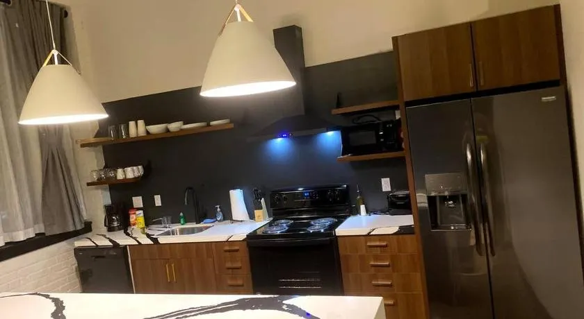 3E-*New* 3 min to Hillman Cancer Center, Sleeps 6 - Image 1