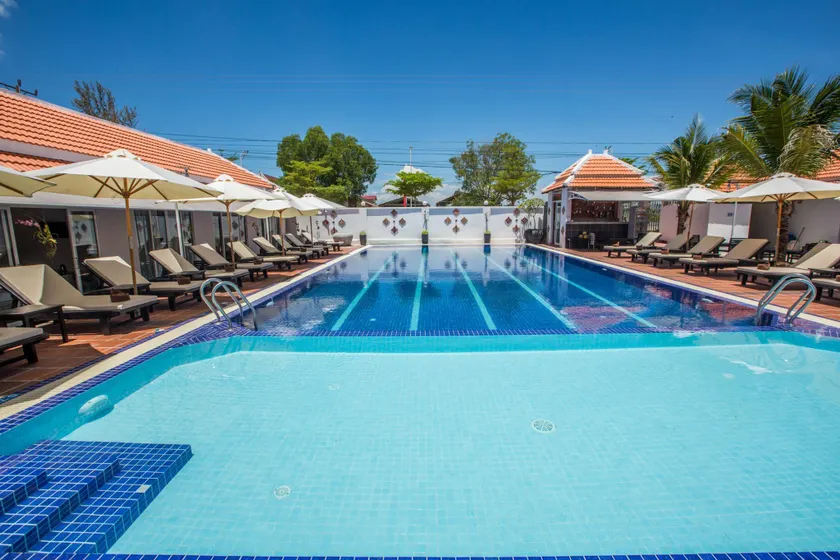 Good Time Resort - Image 1