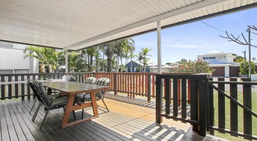 Wills Avenue No. 12. Golden Beach - Image 1