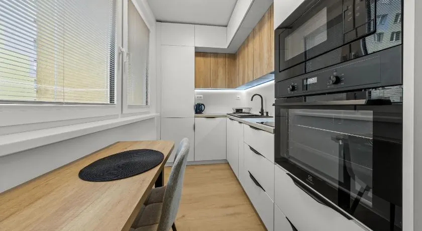 Stylish New Apartment with Parking Place - Image 1
