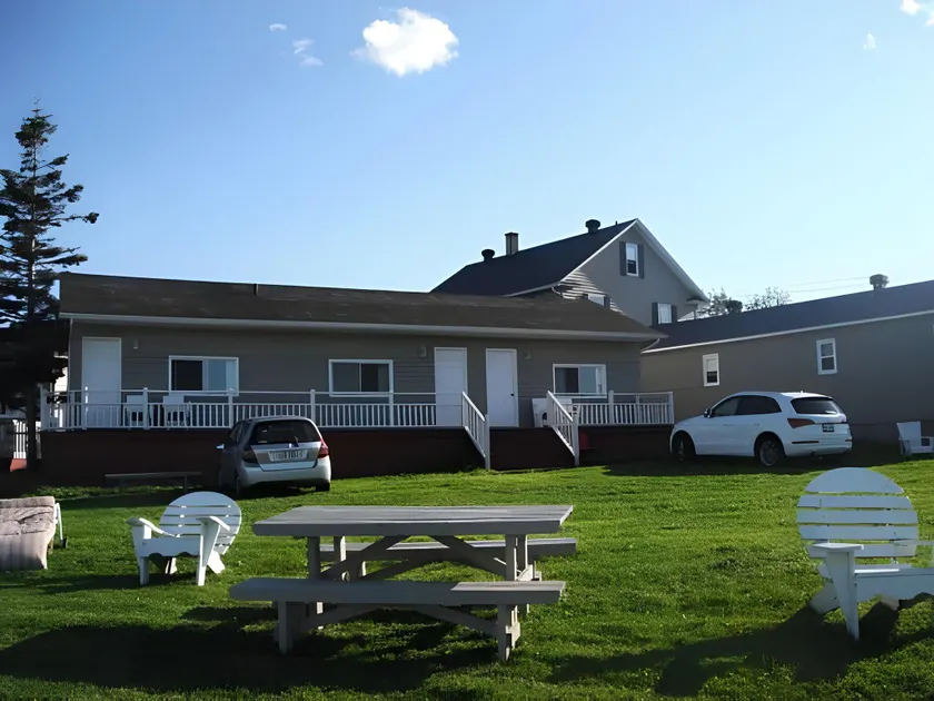 Hôtel-Motel Rocher Percé - Image 1