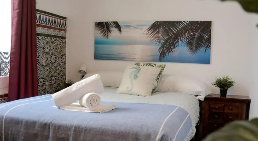 Lion Hostel by Kitesurf Tarifa - Image 1