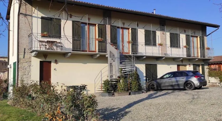 B&B Anyme - Image 1
