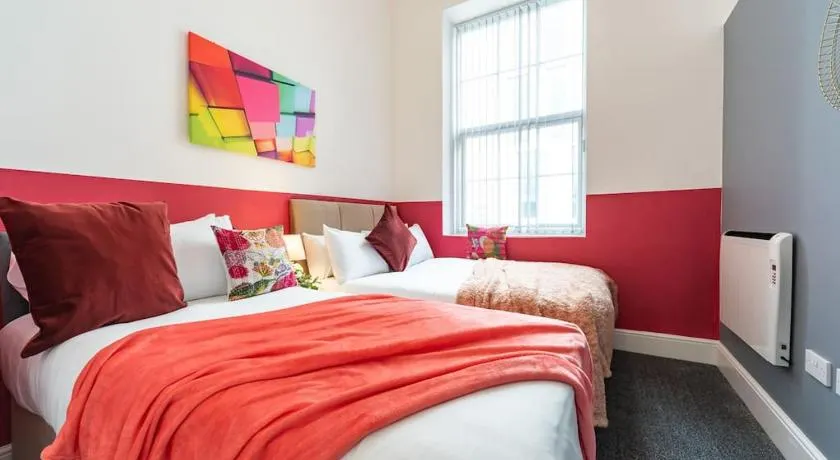Jesouth Gorgeous Inn Open Plan Striking Splashy Flashy Wifi - Image 1