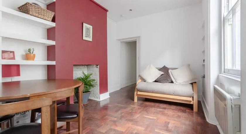 Modern 2 Bedroom flat in Central London - Image 1