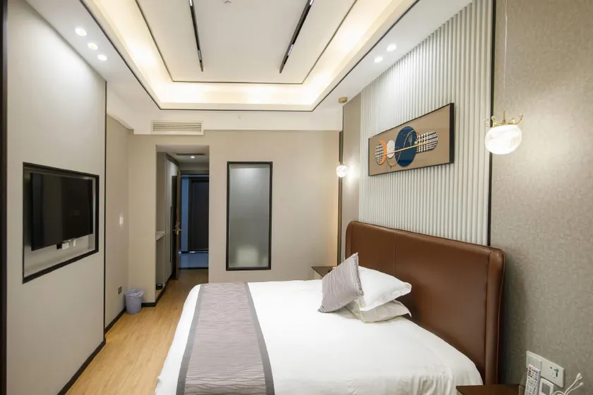 Xintang Hotel - Image 1