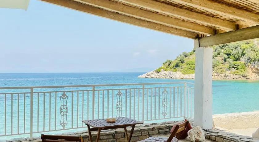 Romantic Stone Villa - Image 1