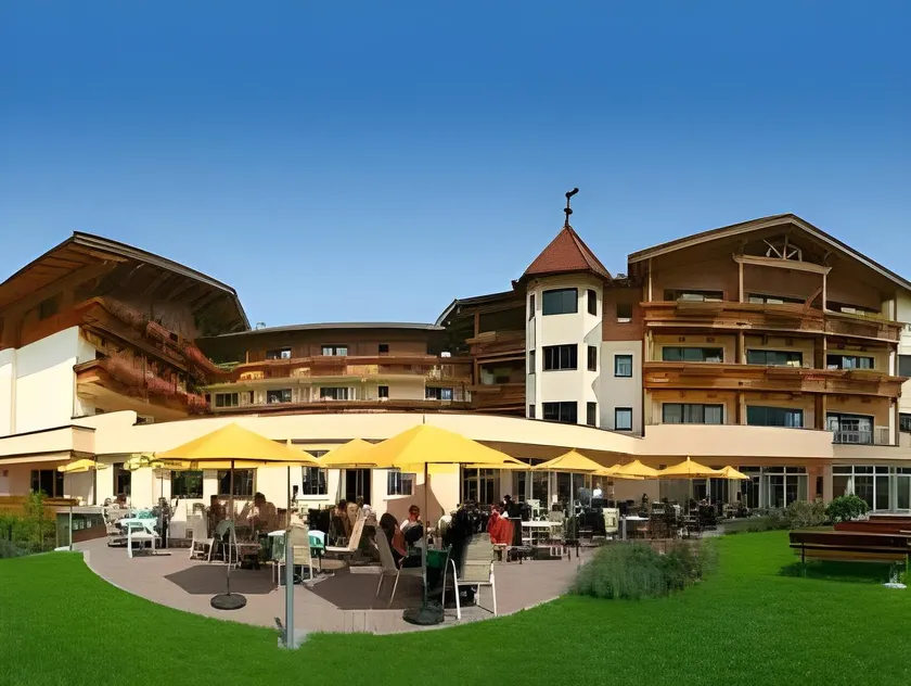 Landhotel Schermer - Image 1