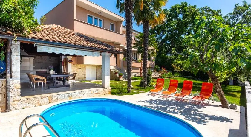 Mediterranean terrace with bbq, swimming pool and sea view - Image 1