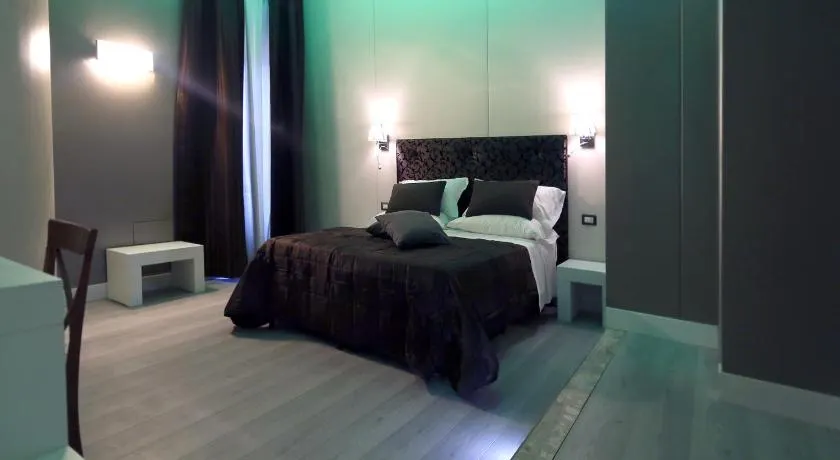 Piccolo di Piazza di Spagna Suites - Image 1