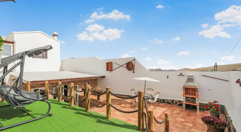 Lanzarote BBQ & Terrace Escape - Image 1