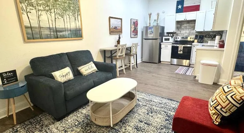 Texas Country 2BR 1BA - Image 1