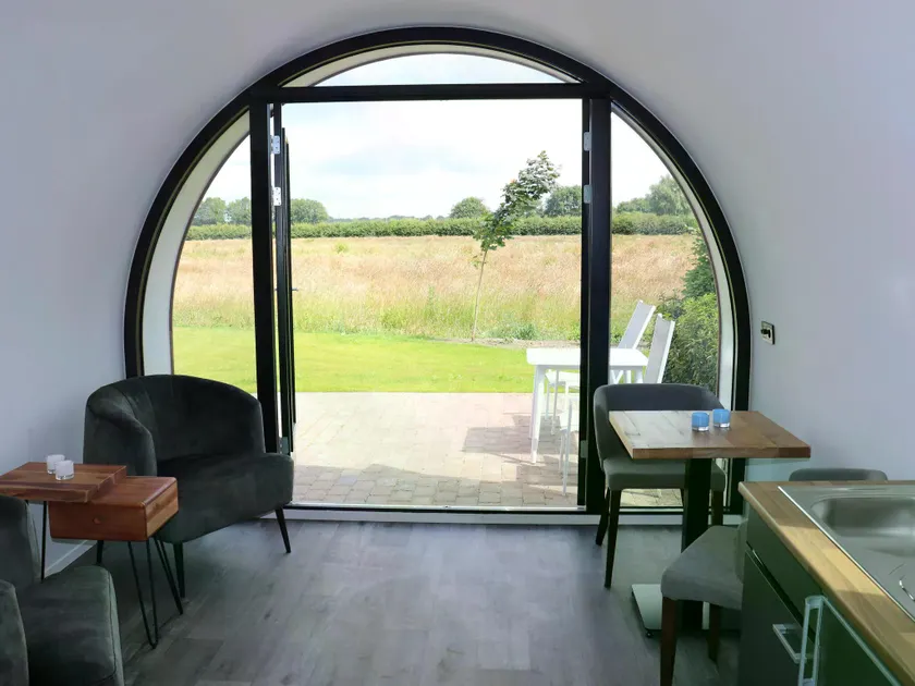 Unique nature lodge with unobstructed view - Image 1