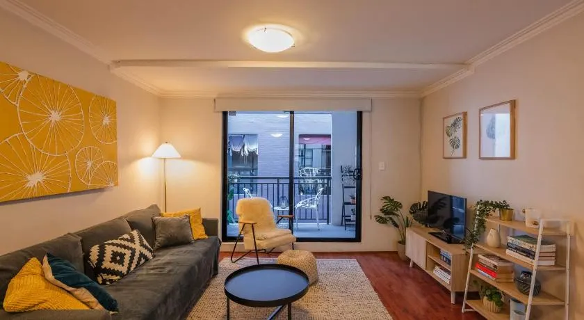 Chippendale Charmer in Ideal Location - Image 1