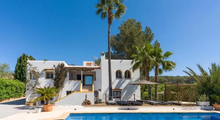 Asteria Eco Finca Sustainable 6 Bedroom Nature Retreat near UNVRS Ibiza - Image 1