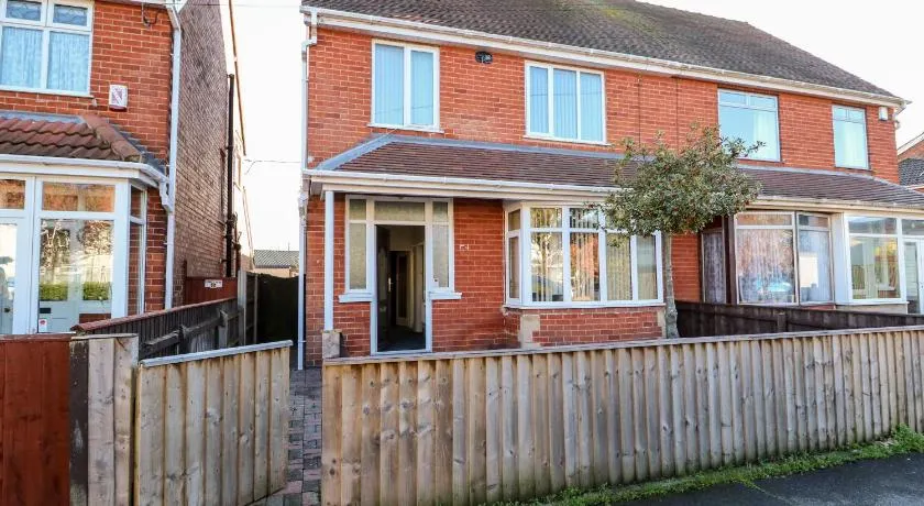 4 Dorothy Avenue - Image 1