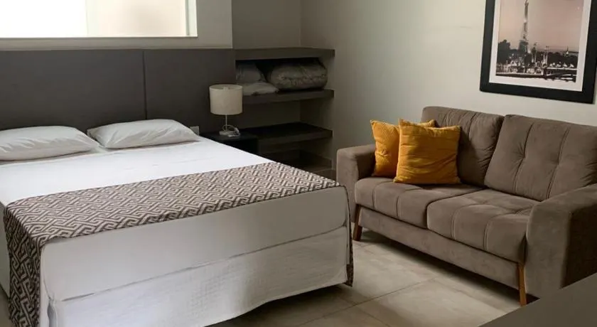Hotel Ouro Verde - Image 1