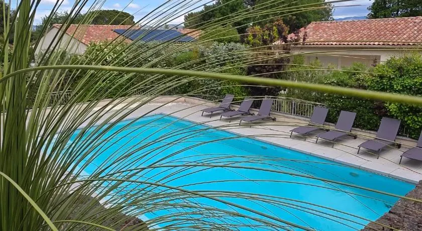 Les dentelles Évasion Provençale Villa avec Piscine et jardin - Image 1