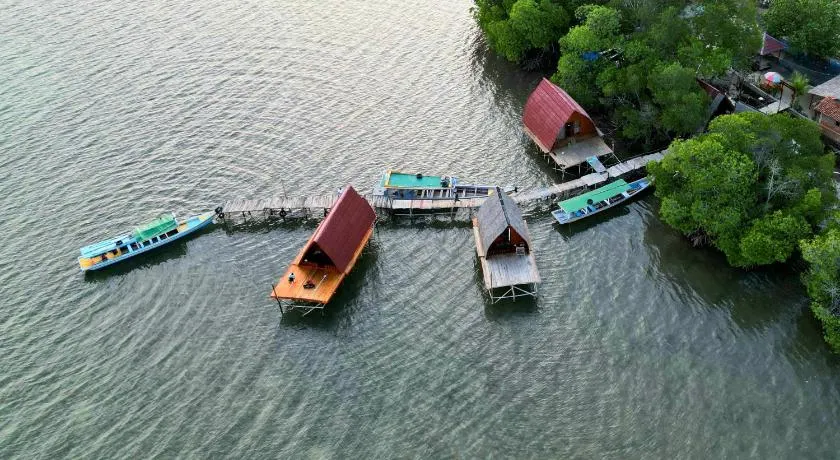 Villa Mangrove Pulau Pahawang - Image 1