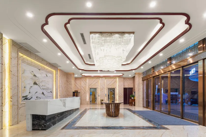 Xinyi Hotel - Image 1