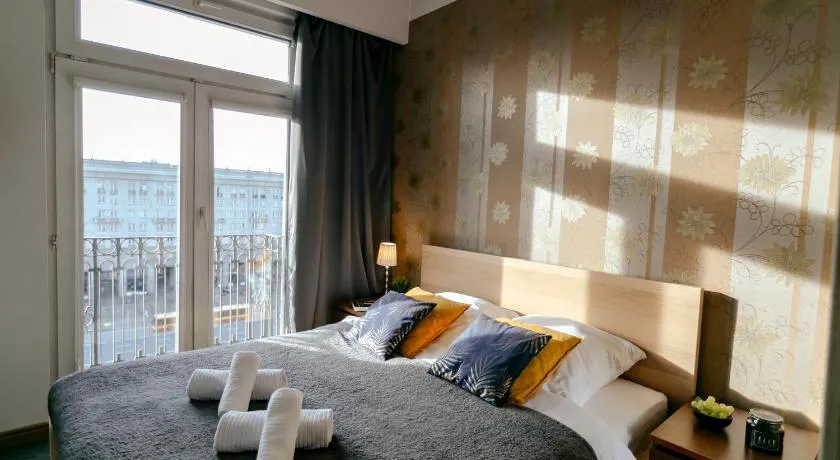 Plac Konstytucji 6 Orange - Apartament dla 4 osób - Bezpłatny parking - Free parking - piękny widok na panoramę Warszawy - Image 1