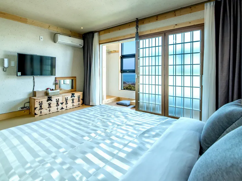 Bada Maru Pension - Image 1
