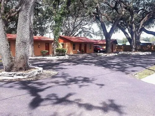 Star Motel - Image 1