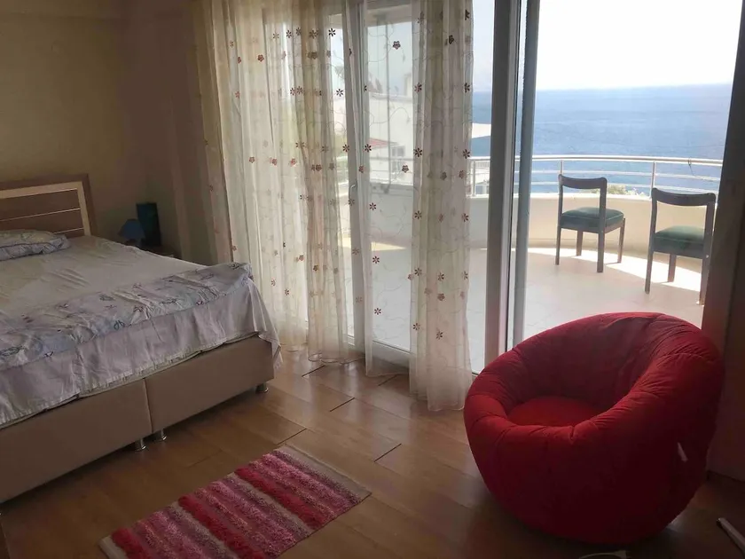 Villa with diving beachfront with gardens - Image 1