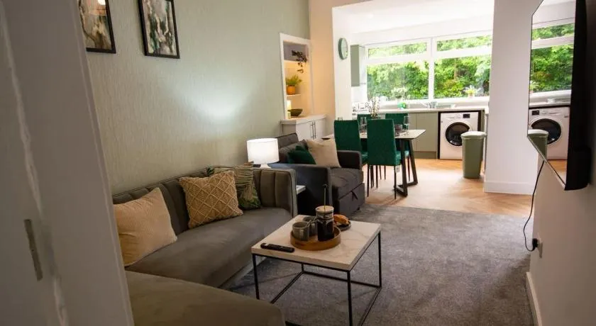Modern apartment - sleeps 4 - Image 1