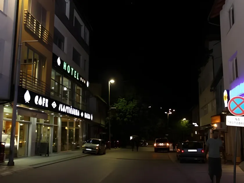 Hotel Oaza - Image 1