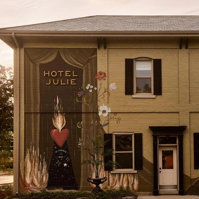 Hotel Julie - Image 1