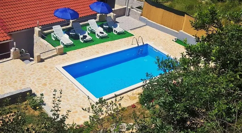 Holiday Home Dijamant - Image 1