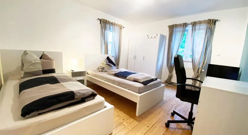 Work & Stay House - Image 1