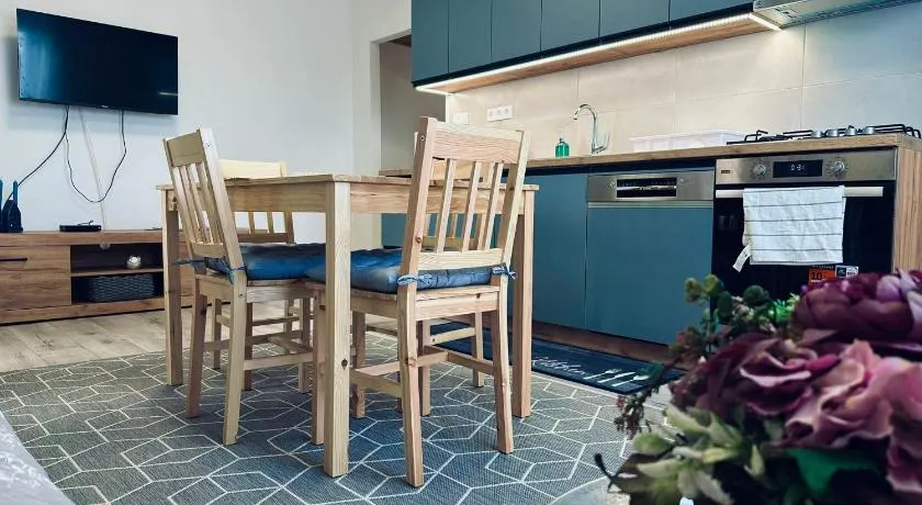 Robin Apartman - Image 1