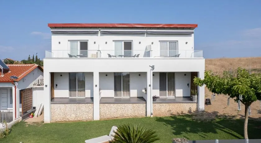Sunset View House In Chalkidiki - Image 1
