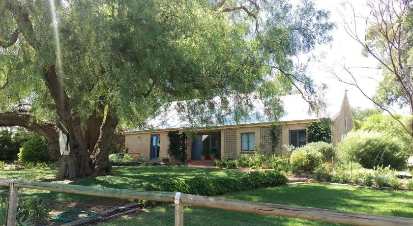 The Cottage at Riverside Farm - Image 1