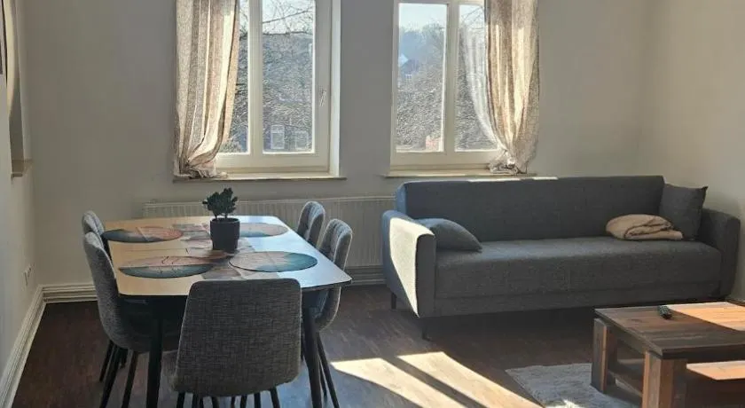Die Schöne Wohnung am Stade Bahnof - Image 1