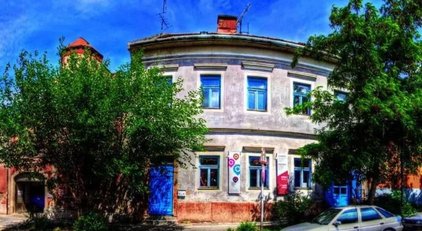 Kaleidoszkóp Ház Guesthouse - Image 1